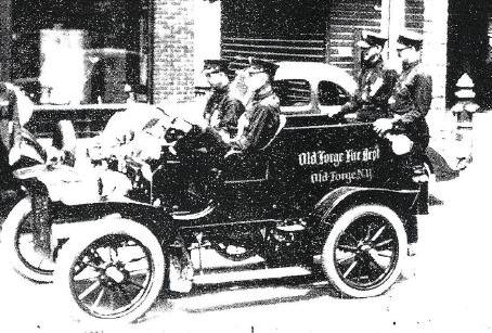 1906 Cadillac - donated by Army Armstrong