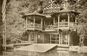 1917 Cowles-Allen Boathouse built by George Goodsell
